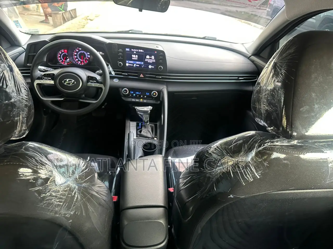 Hyundai Elantra Limited 2022 Black