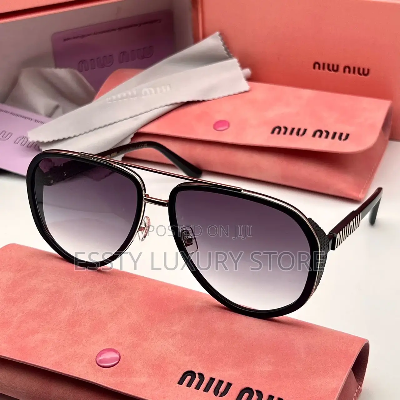 High Quality Luxury Miu Miu Glasses