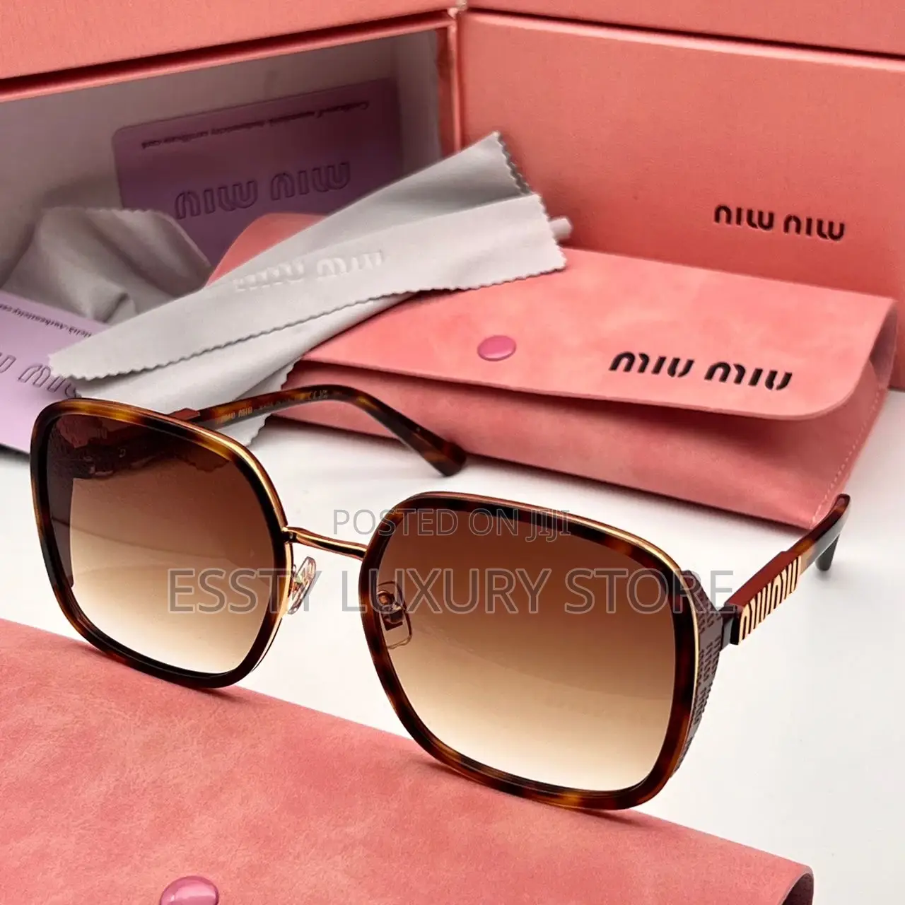 High Quality Luxury Miu Miu Glasses