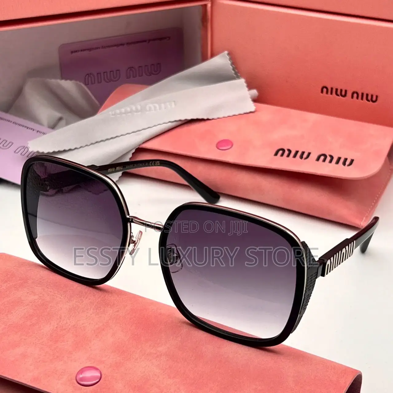 High Quality Luxury Miu Miu Glasses