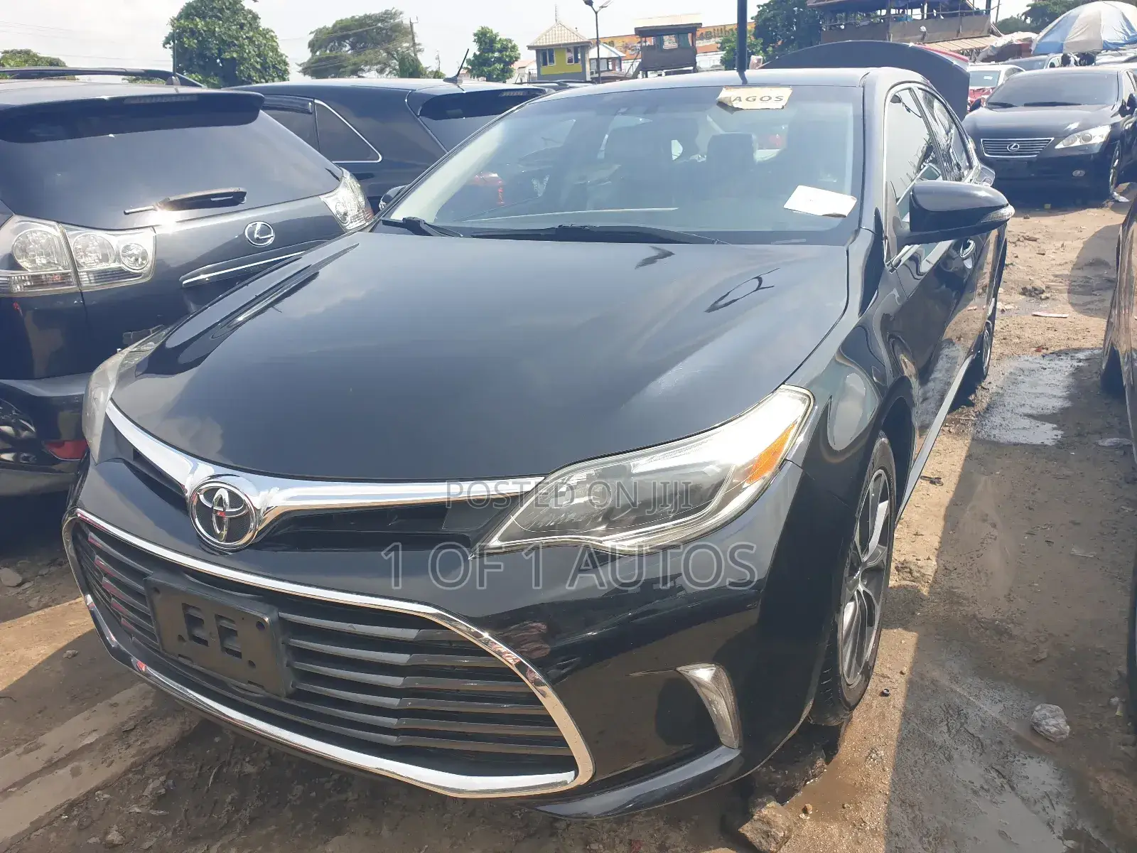 Toyota Avalon Limited FWD Sedan (3.6L 6cyl 6A) 2016