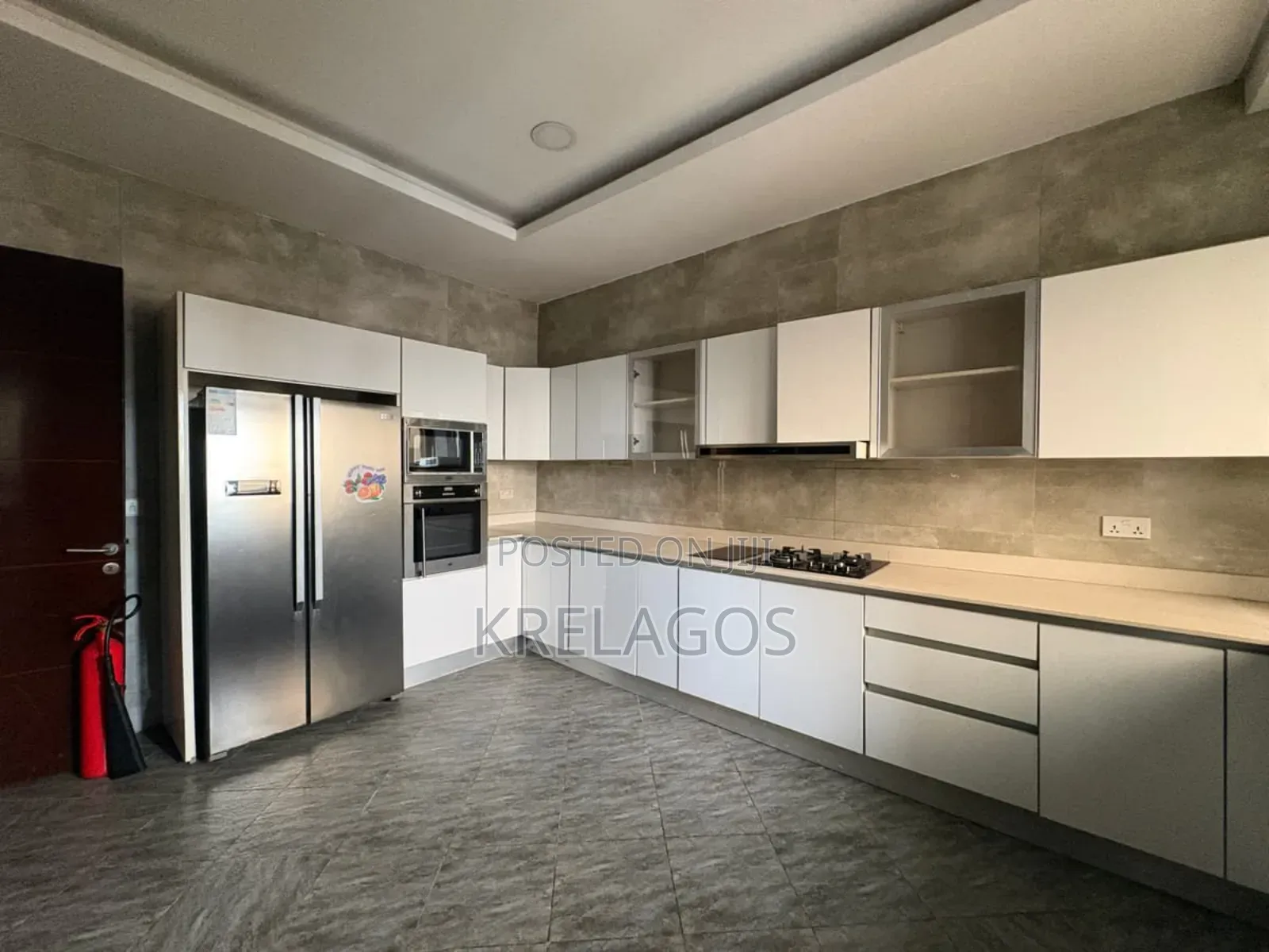 4bdrm Maisonette in Banana Island for rent