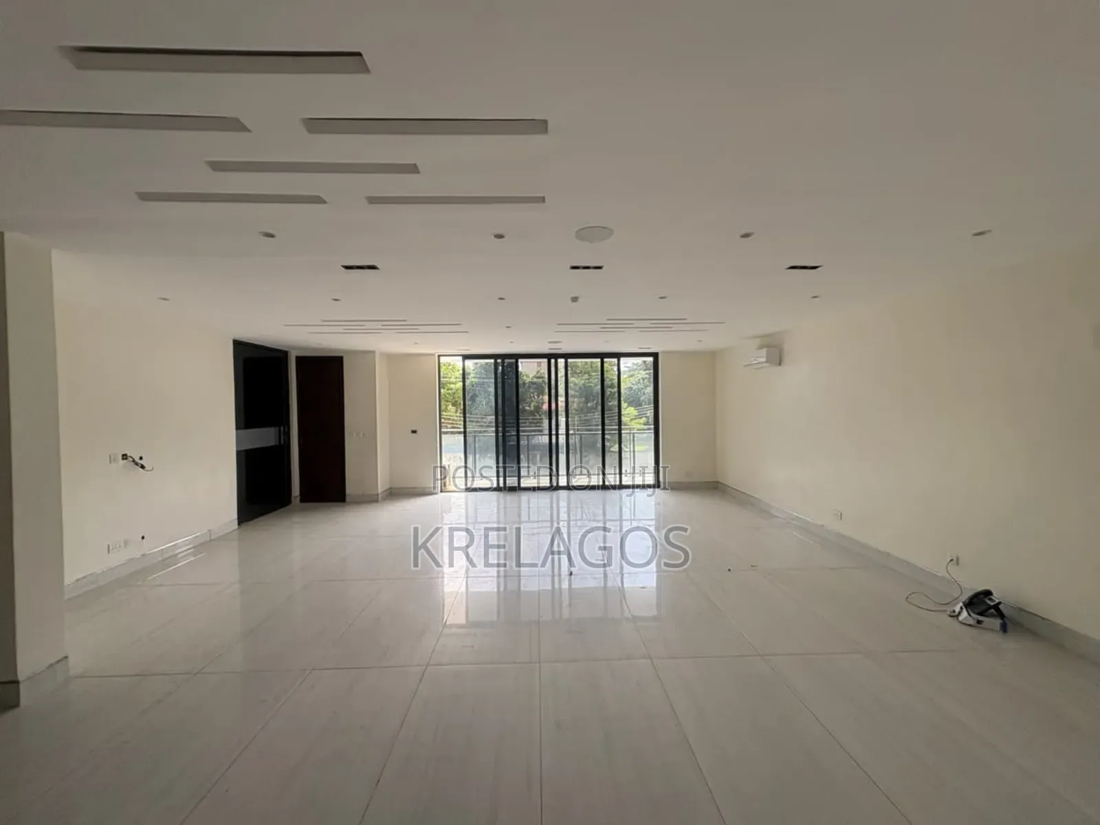 4bdrm Maisonette in Ikoyi for rent