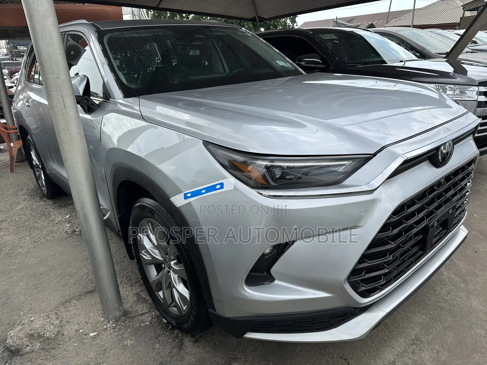 Toyota Highlander Limited AWD 2024 Silver