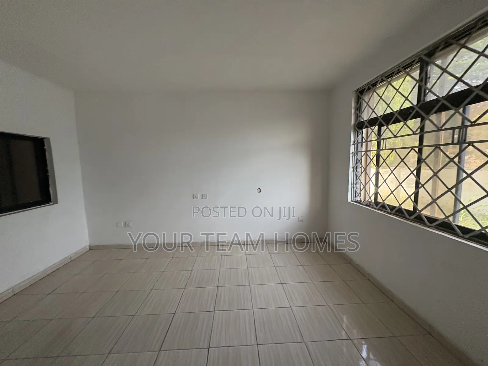 18bdrm Duplex in Asokoro for rent