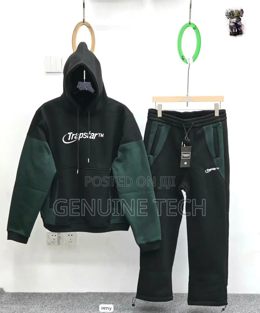 Trapster Hoodie Up And Down