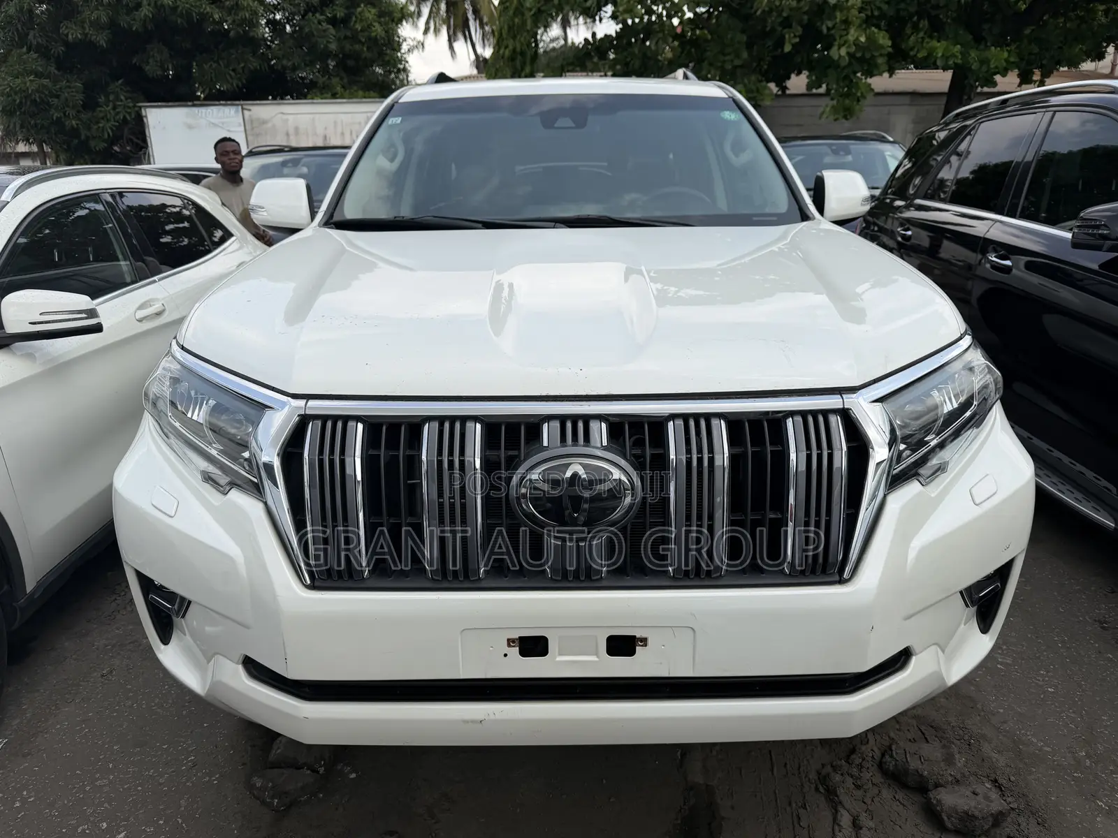 Toyota Land Cruiser Prado 2.8 2023 White