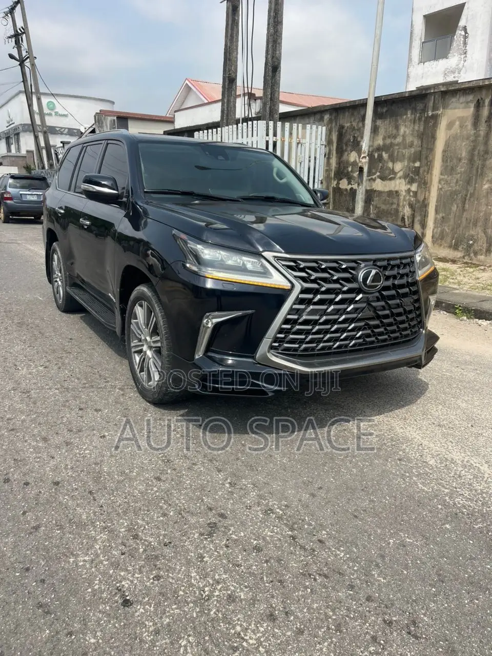 Lexus LX 570 AWD 2017 Black