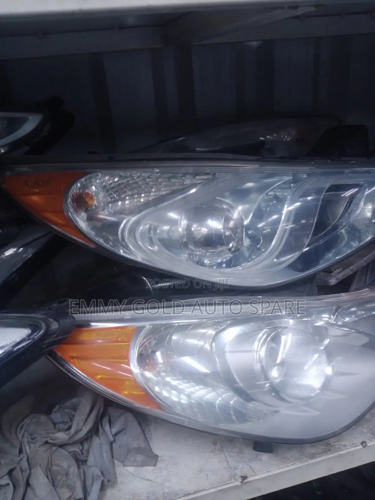 All Types of Head Lamps Hyundai Kia Available