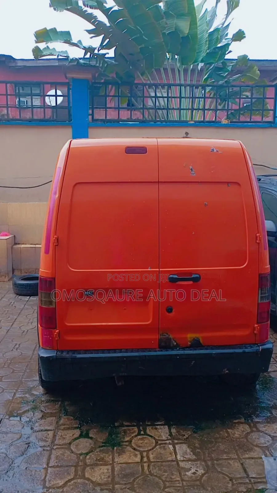 Ford Transit 2005 Orange