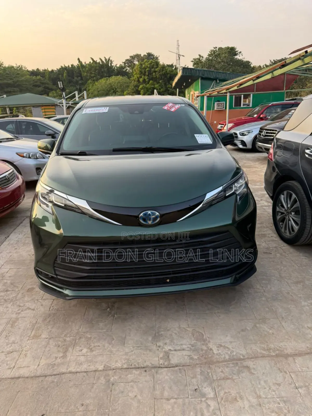 Toyota Sienna 2021 Green