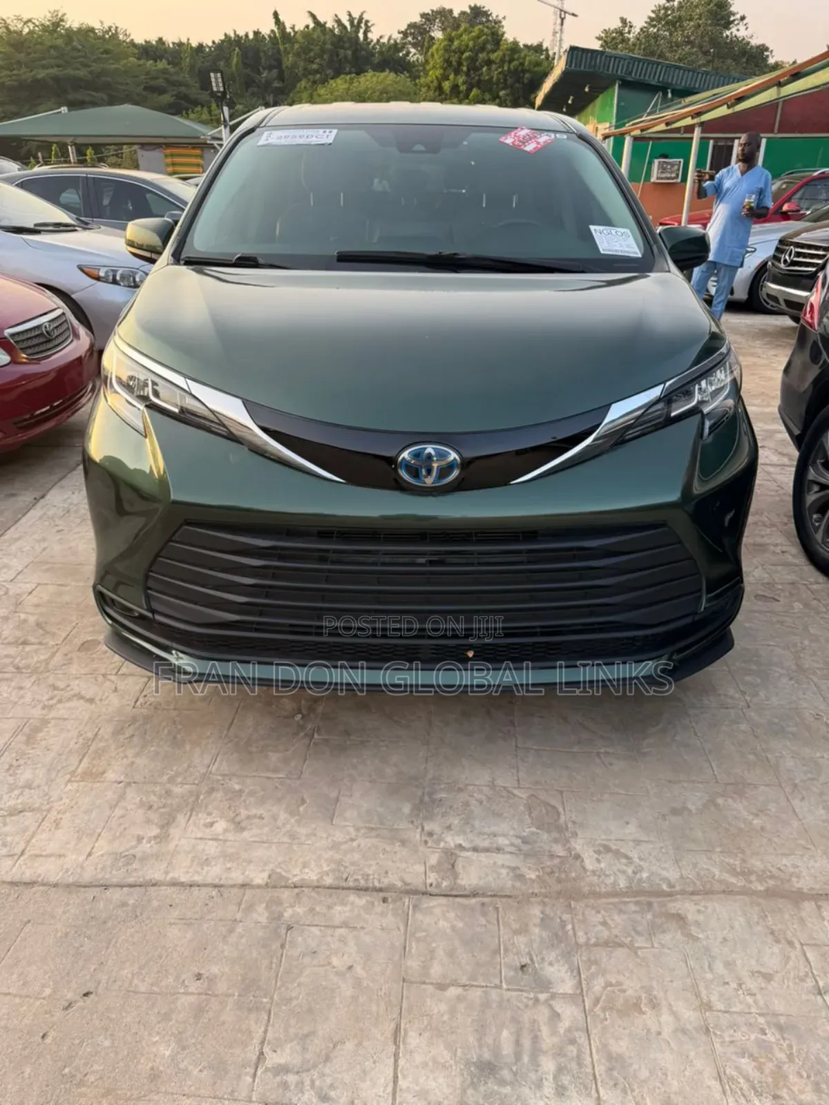 Toyota Sienna 2021 Green
