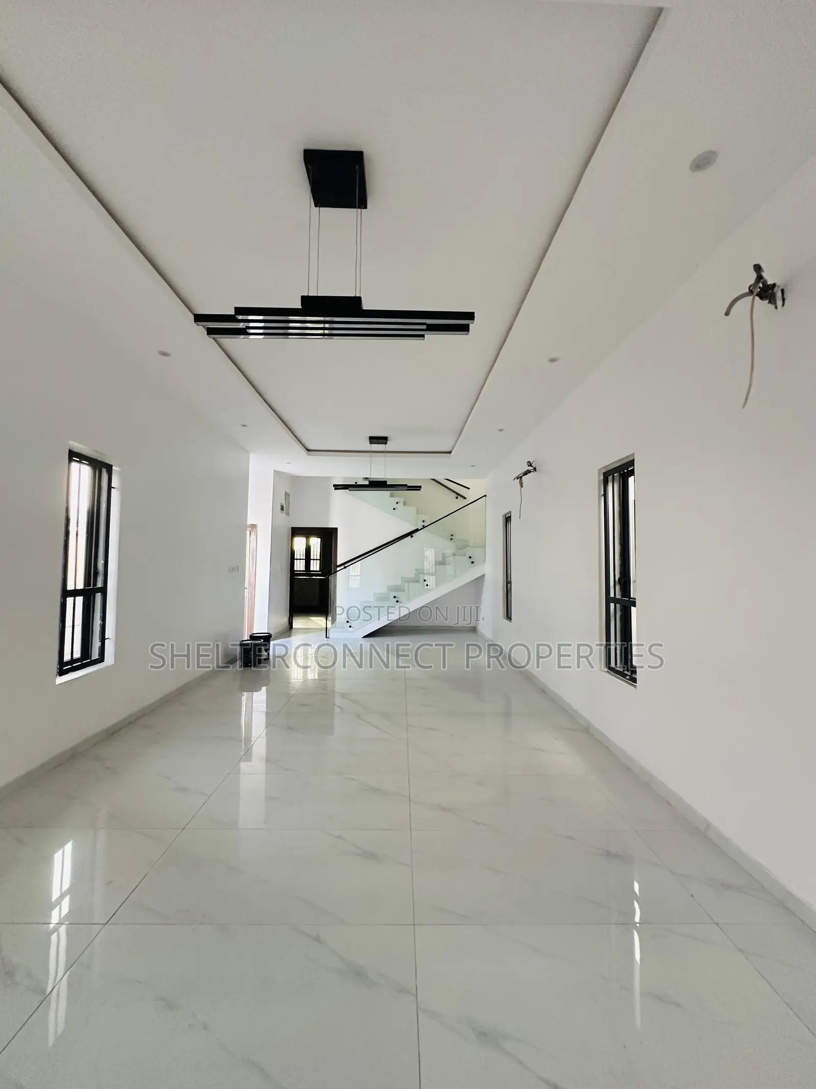 5bdrm Duplex in Ajah for sale