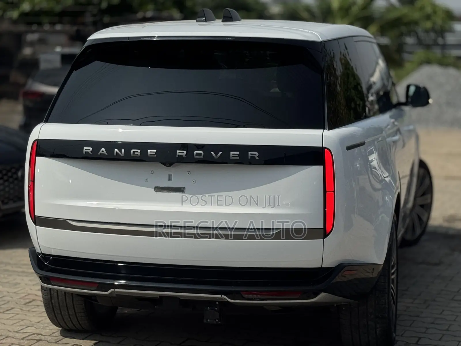New Land Rover Range Rover P400 SE LWB 7 Seat 2025 White