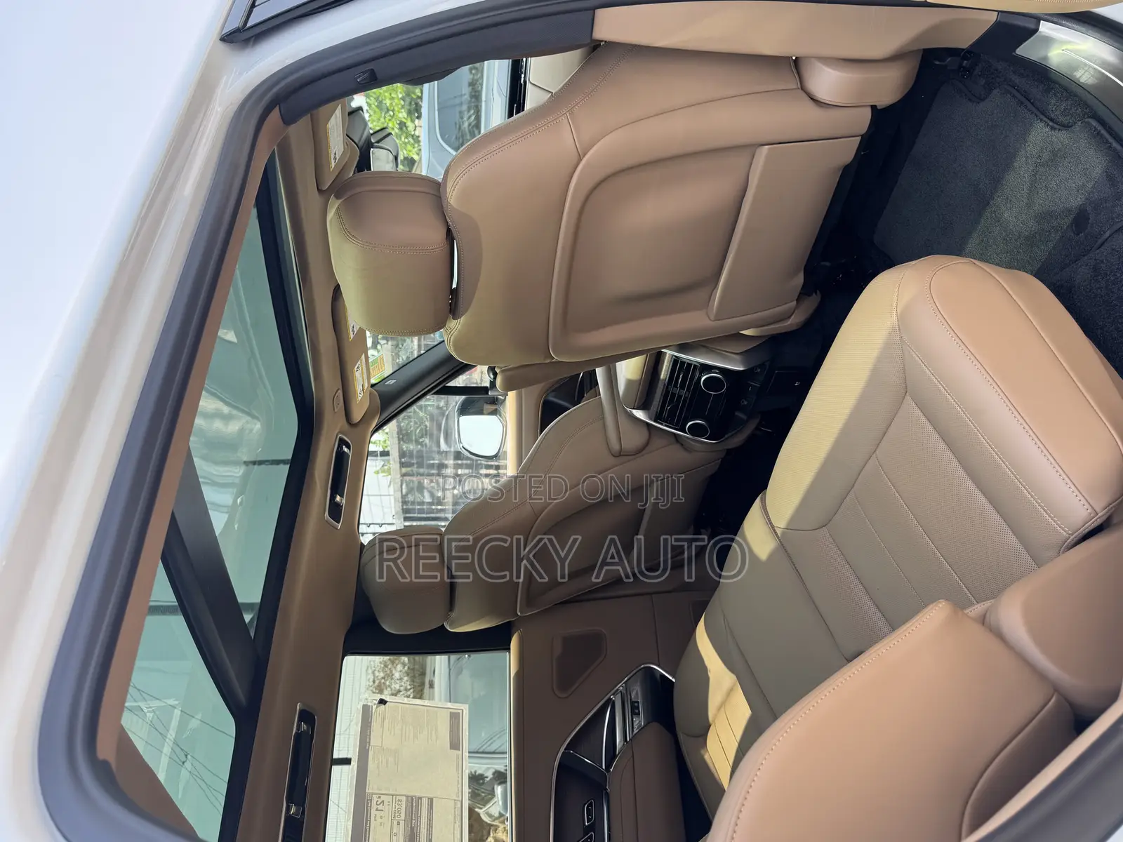 New Land Rover Range Rover P400 SE LWB 7 Seat 2025 White