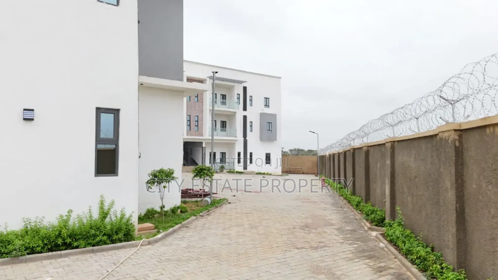 2bdrm Block of Flats in By Ivy Estate, Wuye for rent