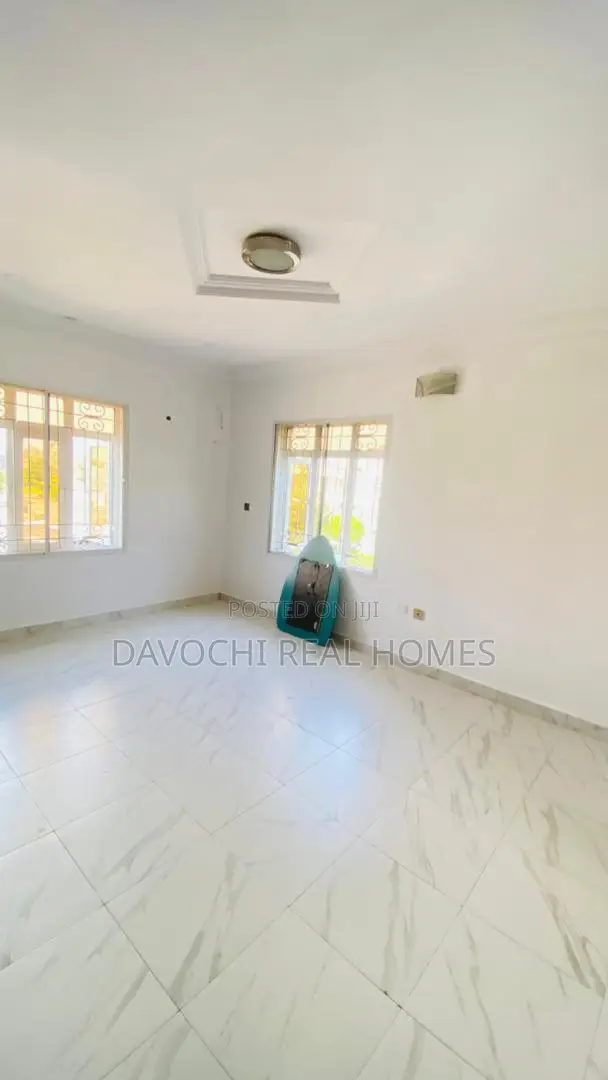 4bdrm Duplex in Freedom Way, Lekki for rent