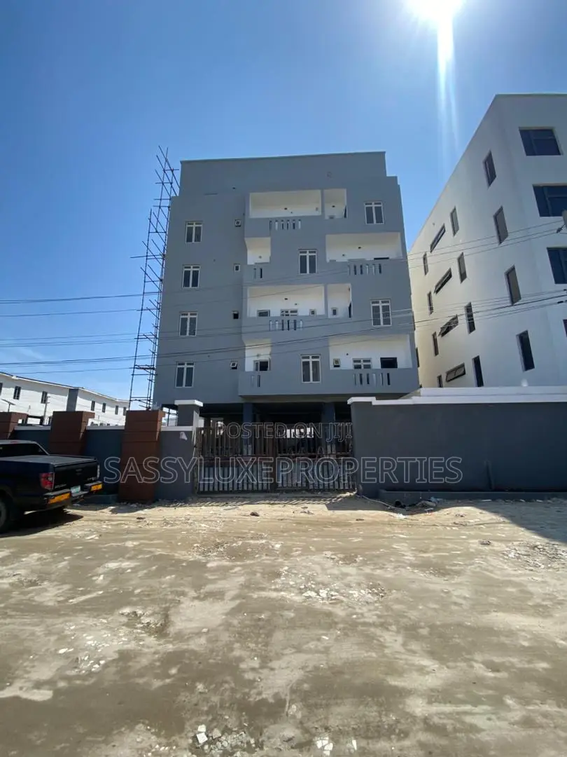 Furnished 2bdrm Maisonette in Ikate, Lekki for sale