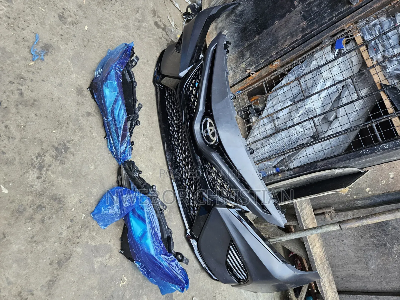 Complete Front Bumper and Headlight Toyota Camry 2020 Is Available
