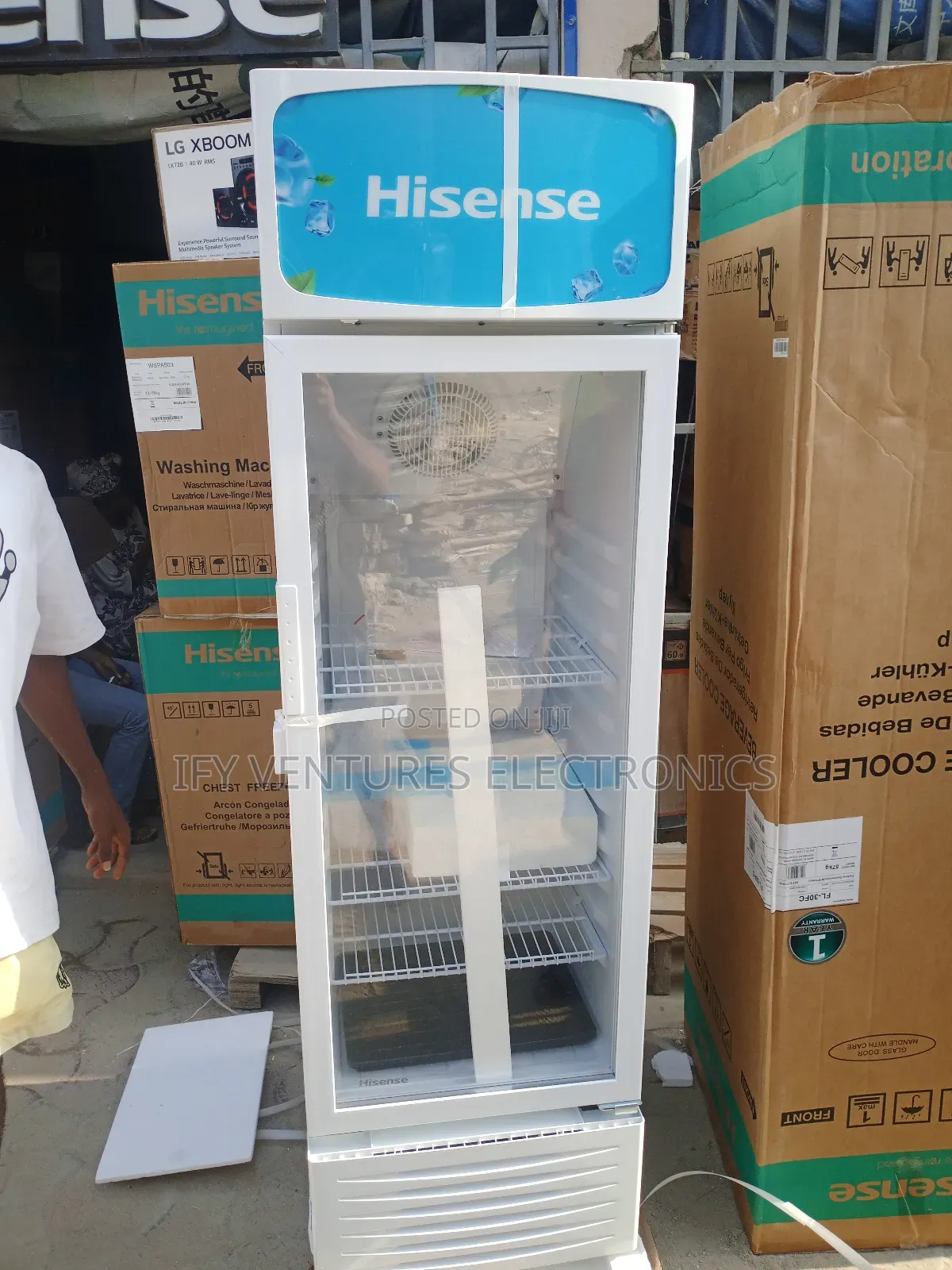 205 Liters Hisense Showcase Chiller, White And Blue Color,Fast Chiller