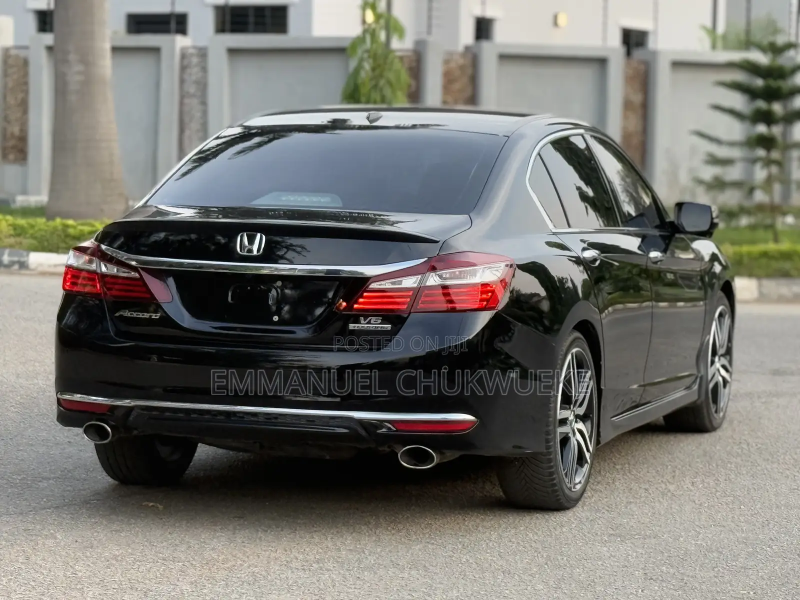 Honda Accord Touring V6 4dr Sedan FWD (3.5L 6cyl 6A) 2017 Black