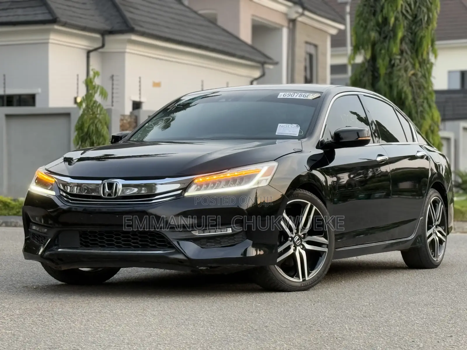 Honda Accord Touring V6 4dr Sedan FWD (3.5L 6cyl 6A) 2017 Black