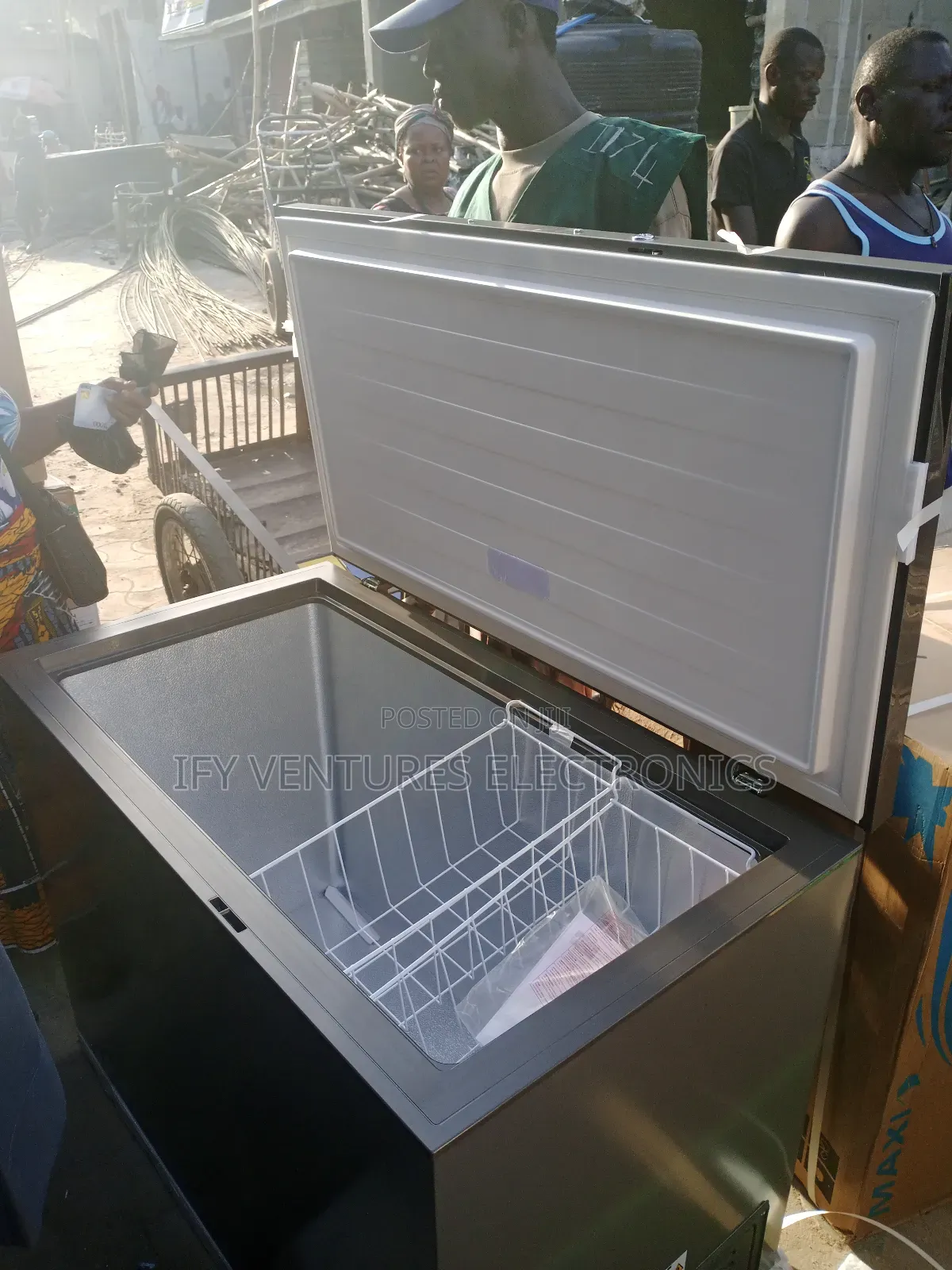 300 Liters Hisense Chest Freezer, Silver Color, 1 Year Warranty.