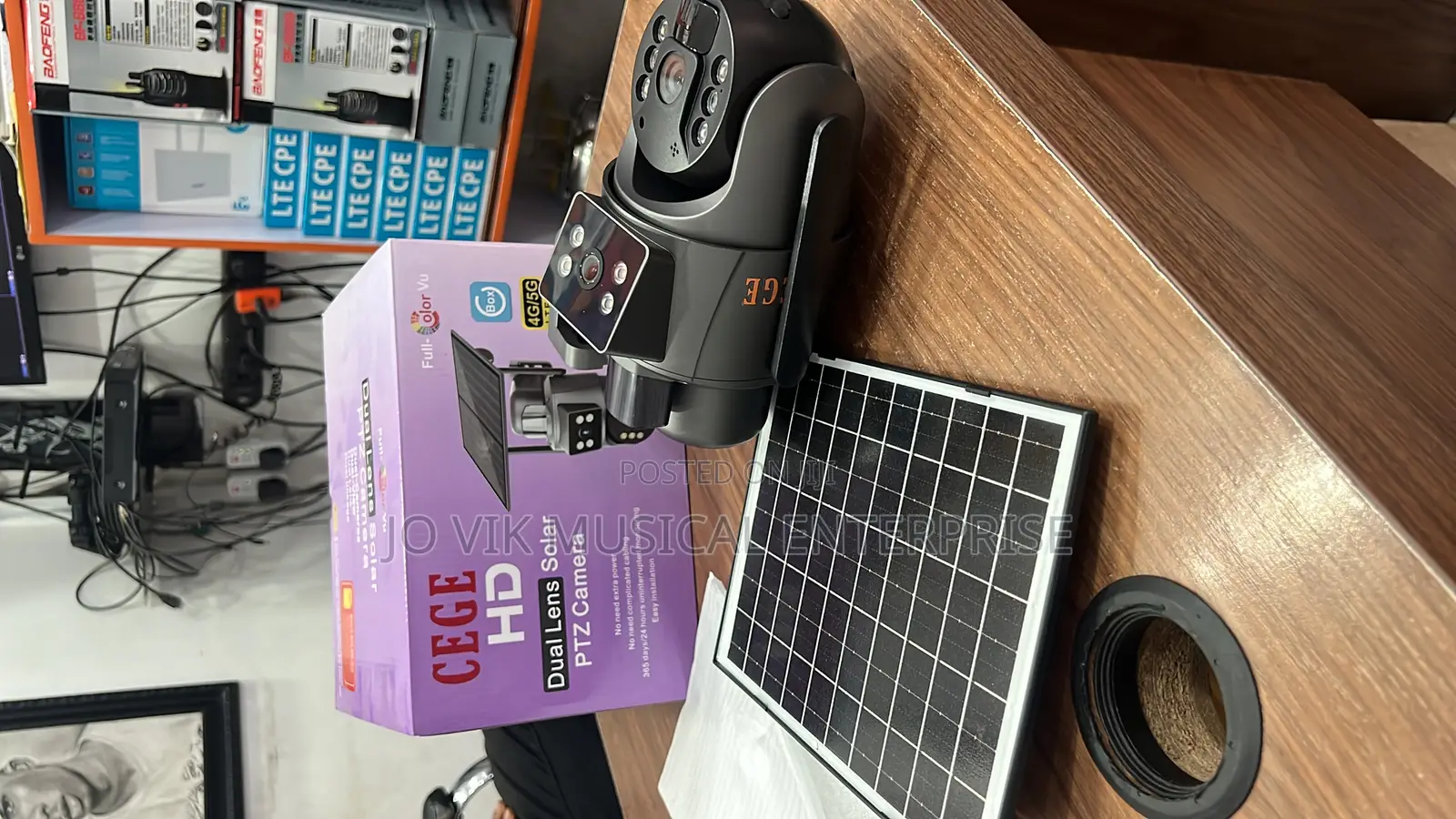 Dual Lens Solar PTZ Camera
