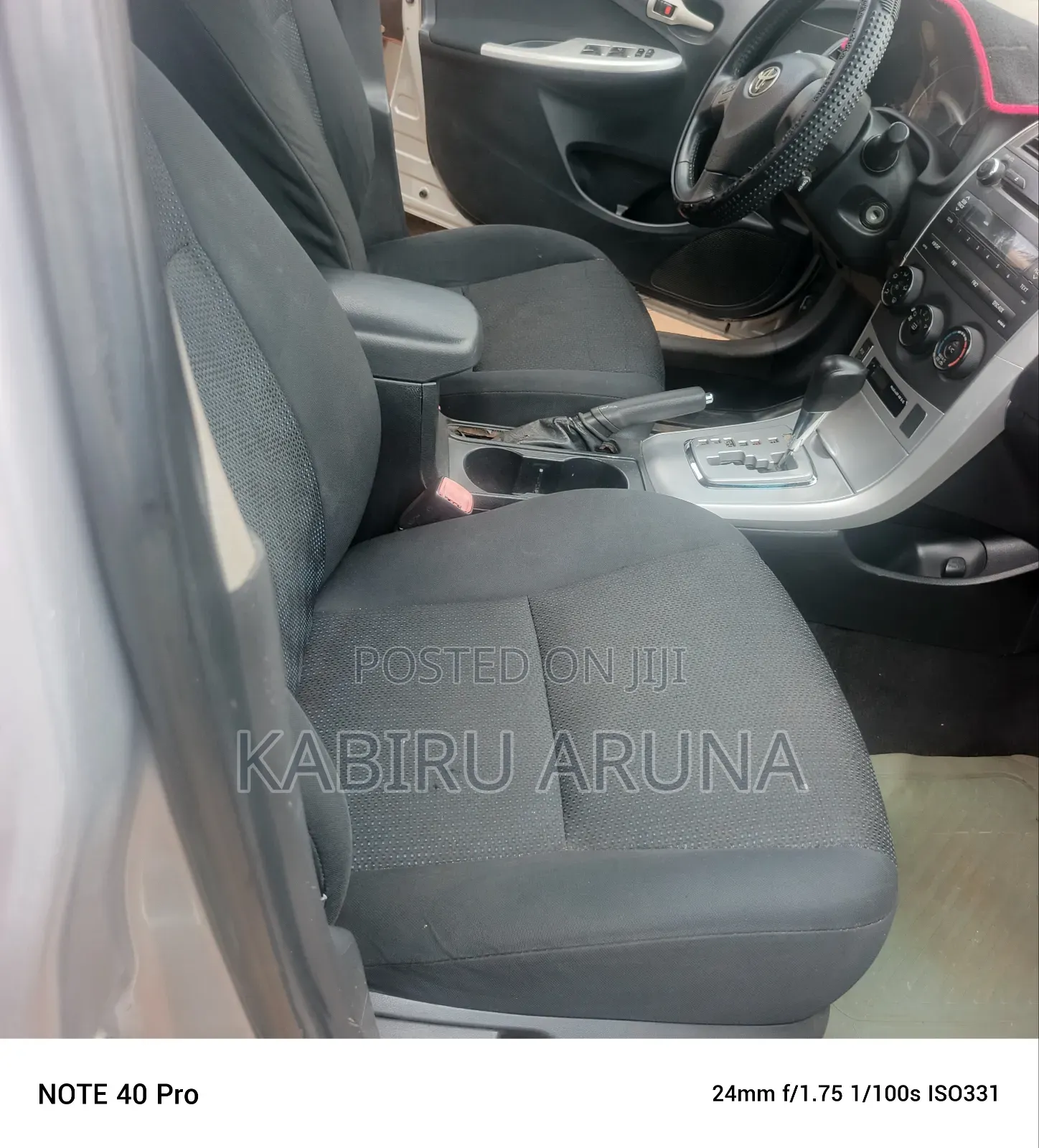 Toyota Corolla 2010 Silver