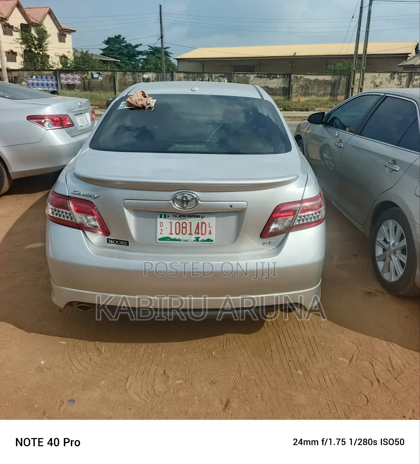 Toyota Camry 2010 Silver