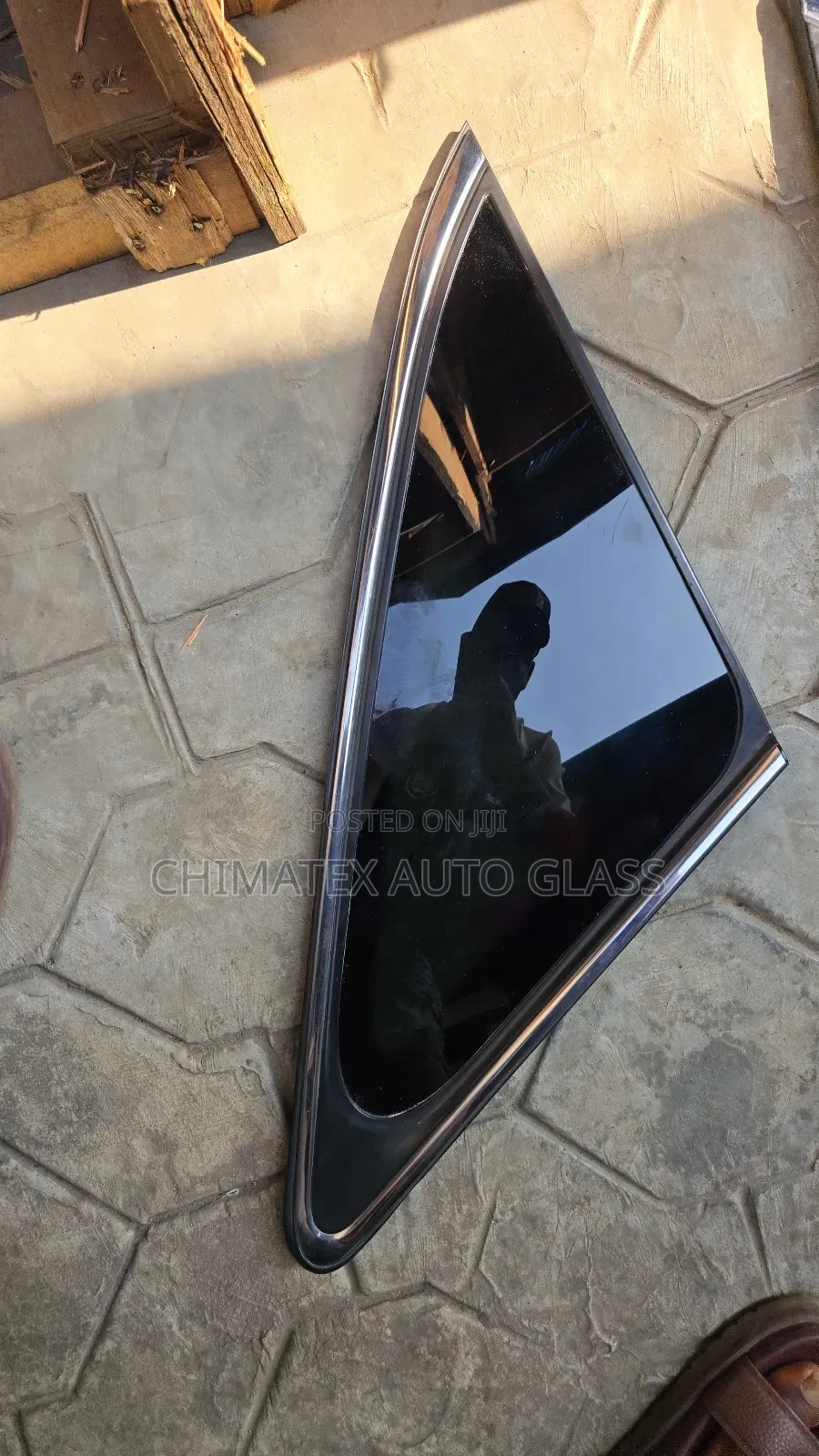 Toyota Venzer 2013 Rear Vent Glass With Crome  Available