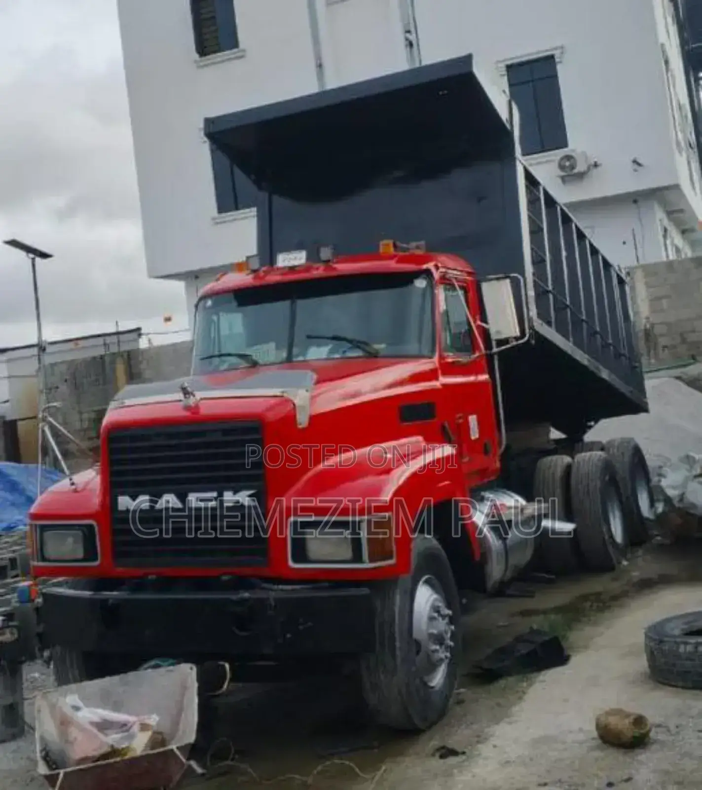 Mack Tipper 30 Ton Truck in Tokunbo Standard.