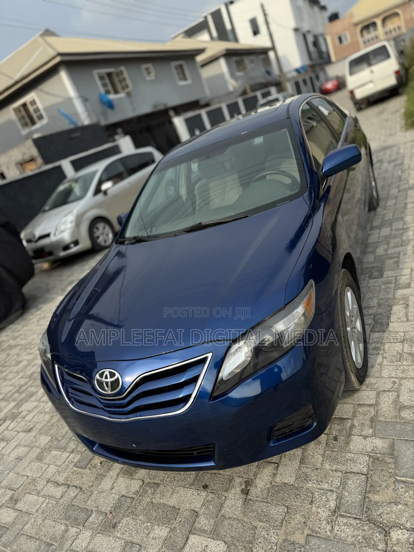 Toyota Camry 2010 Blue