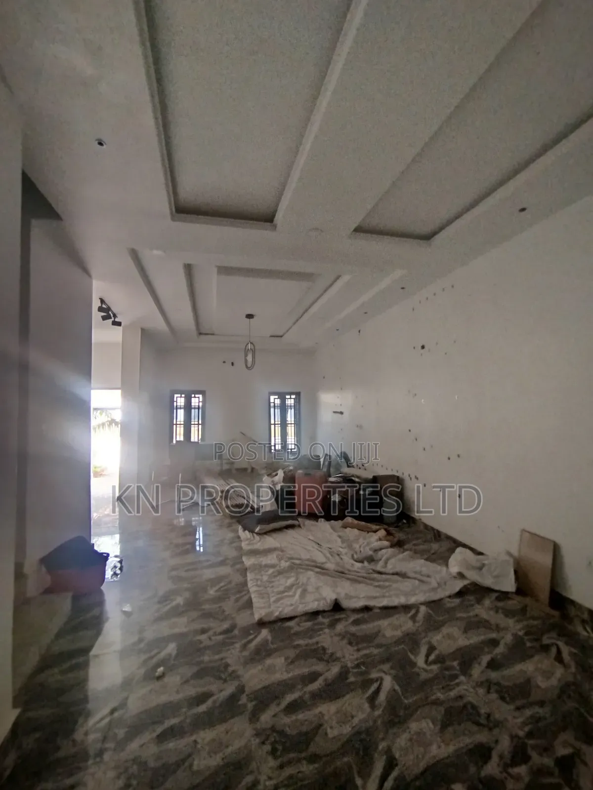5bdrm Duplex in Gusape Main, Guzape District for rent