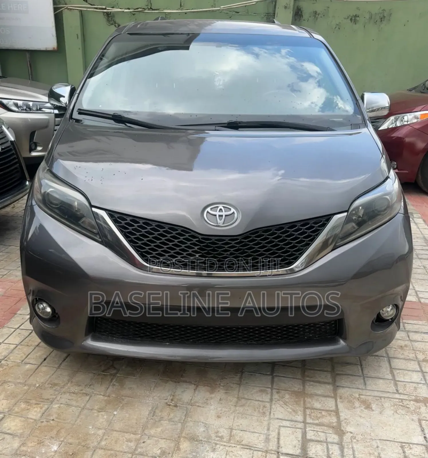 Toyota Sienna 2015 Gray