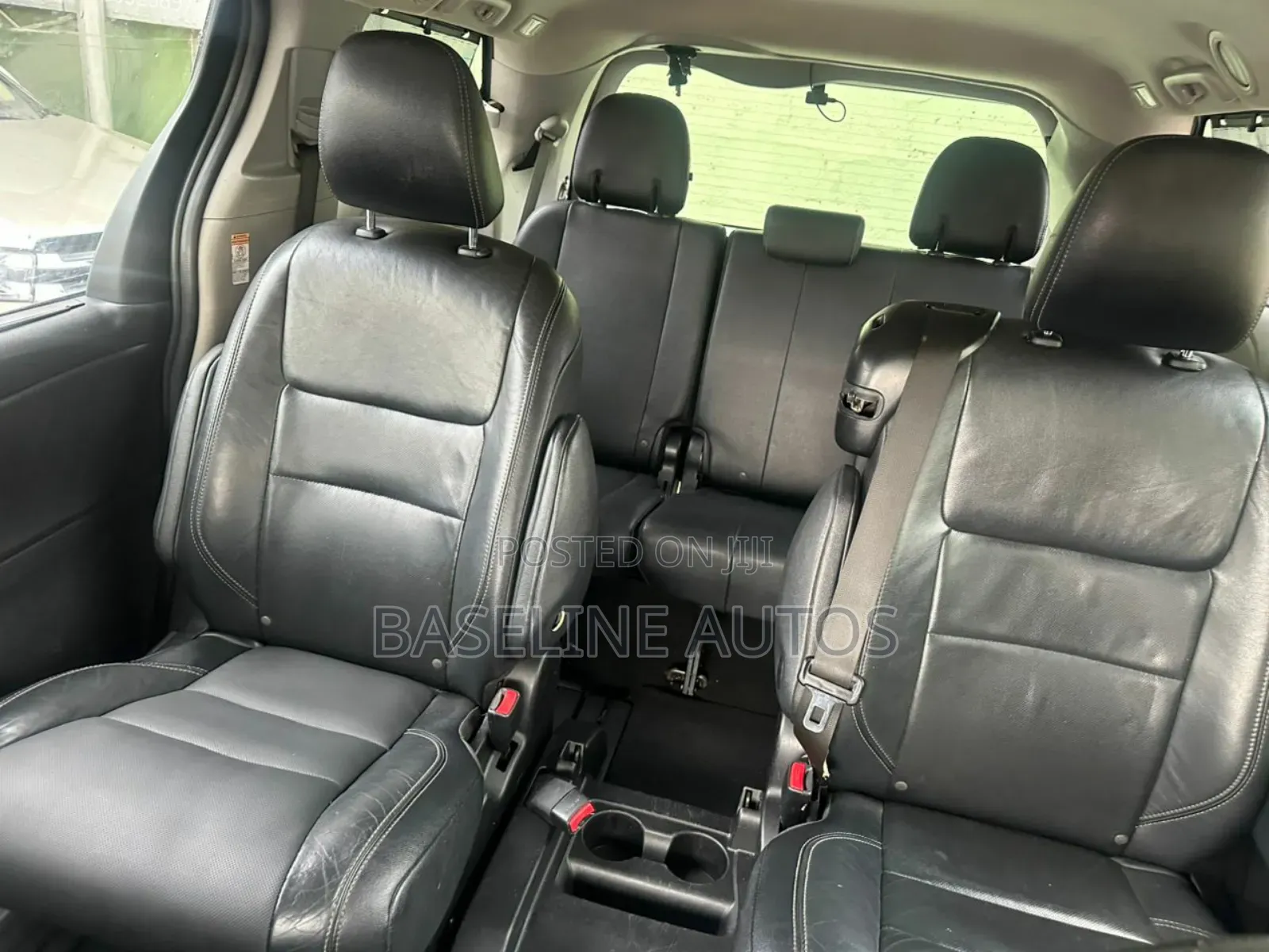 Toyota Sienna 2015 Gray