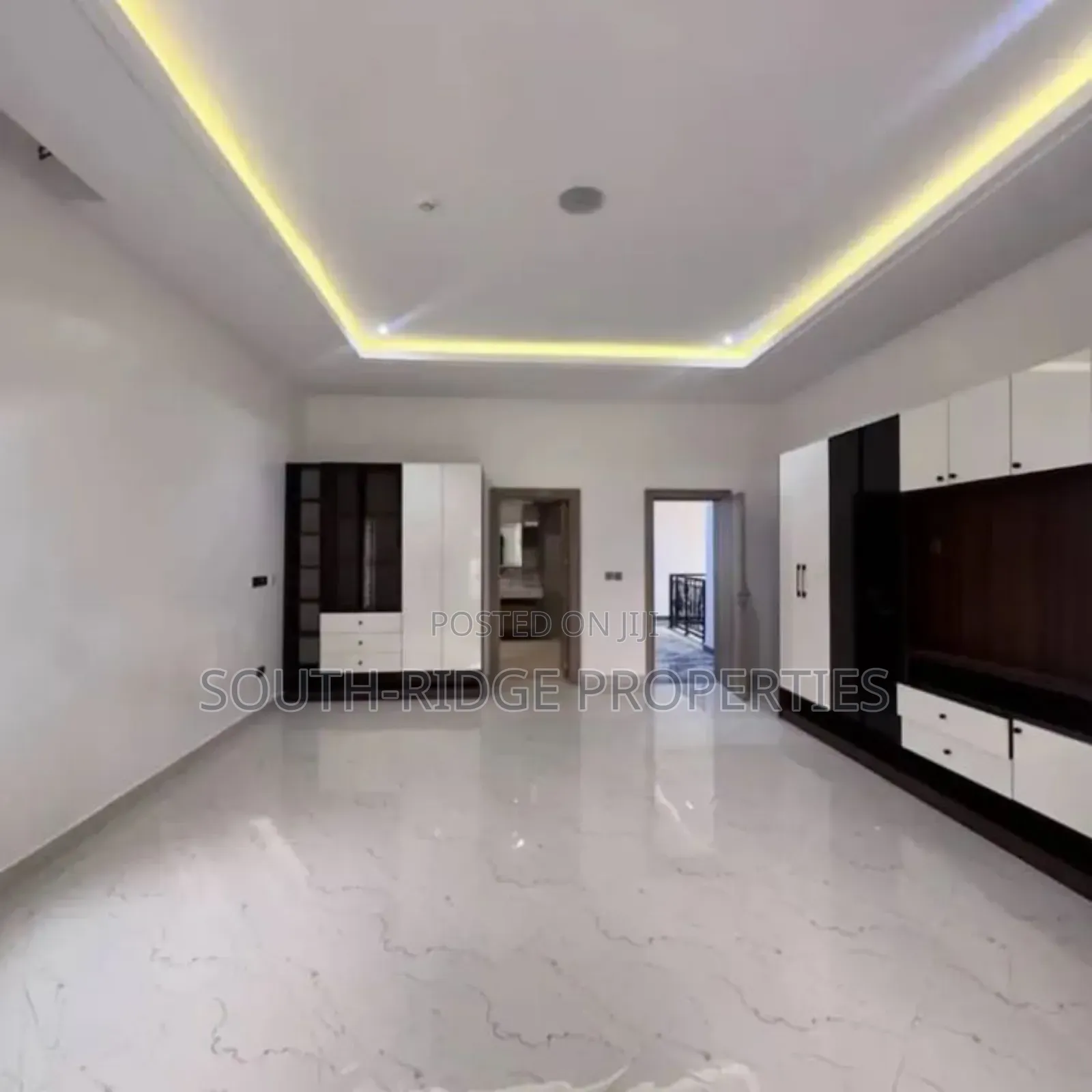 12bdrm Duplex in Jabi for sale