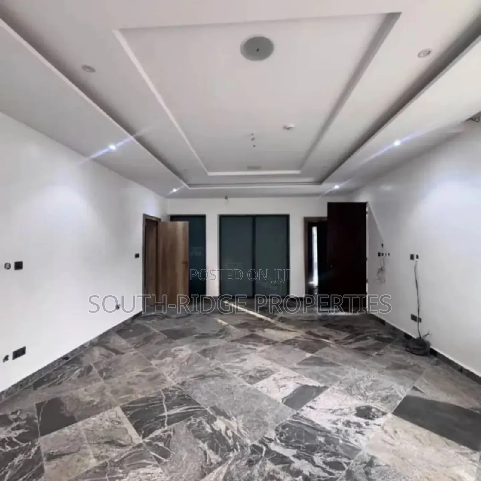 12bdrm Duplex in Jabi for sale
