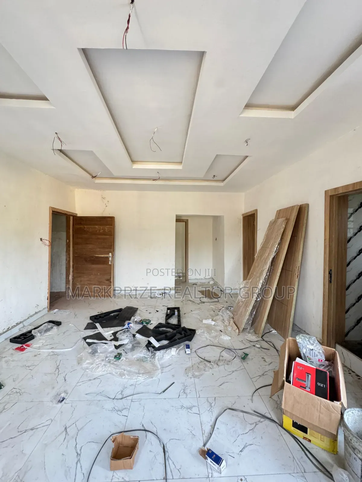 2bdrm Apartment in Yaba for sale