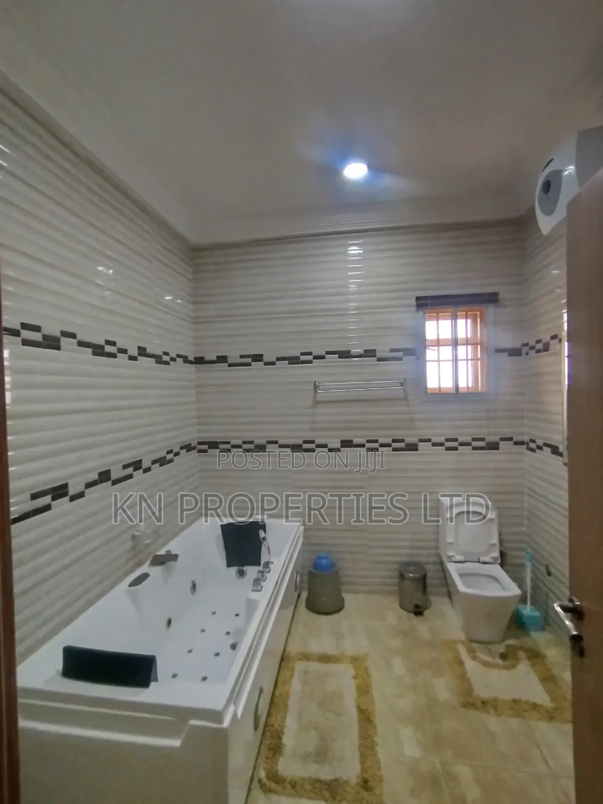 Furnished 4bdrm Duplex in Gusape Main, Guzape District for rent