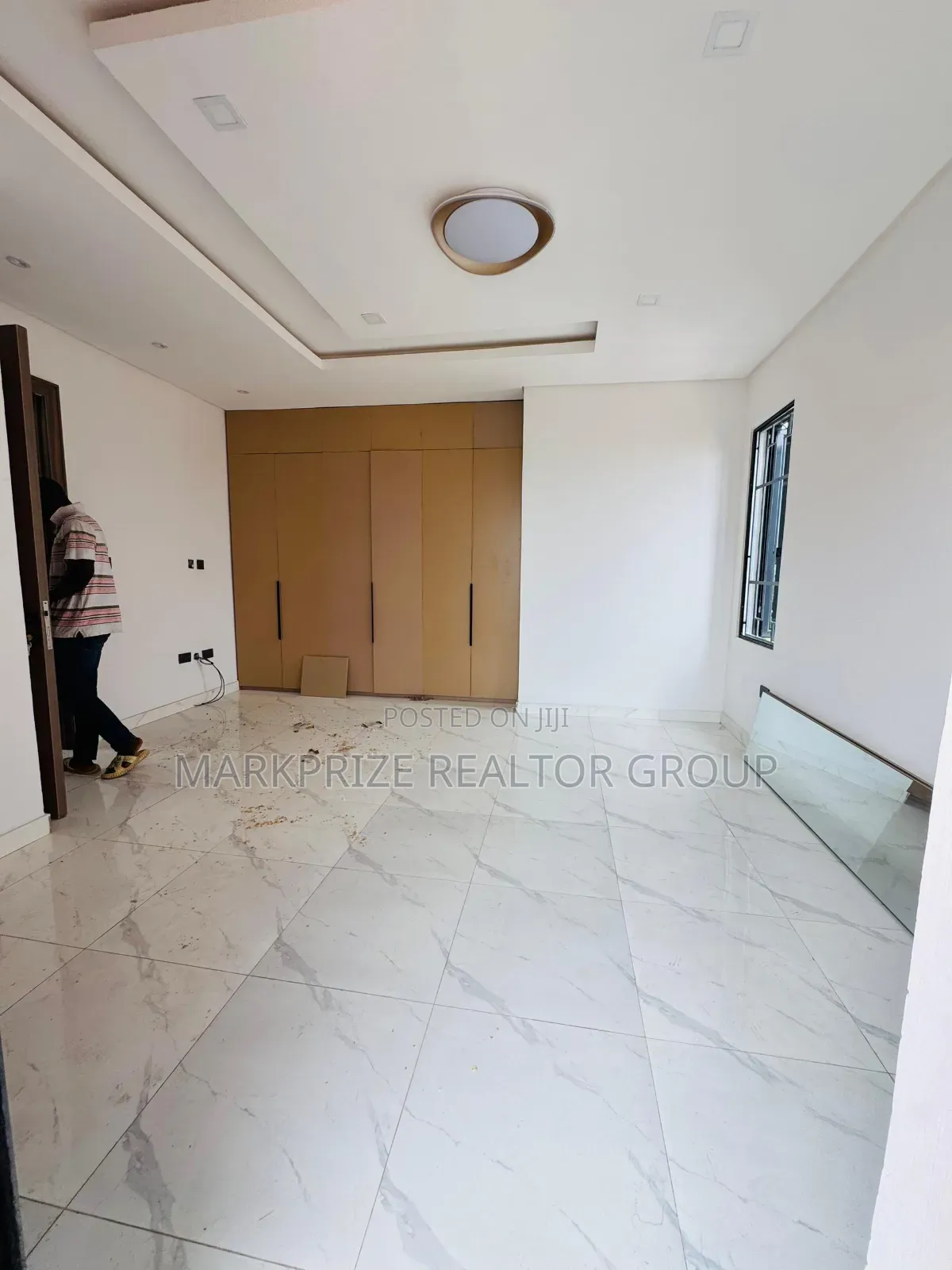 4bdrm Duplex in Ogudu GRA for sale