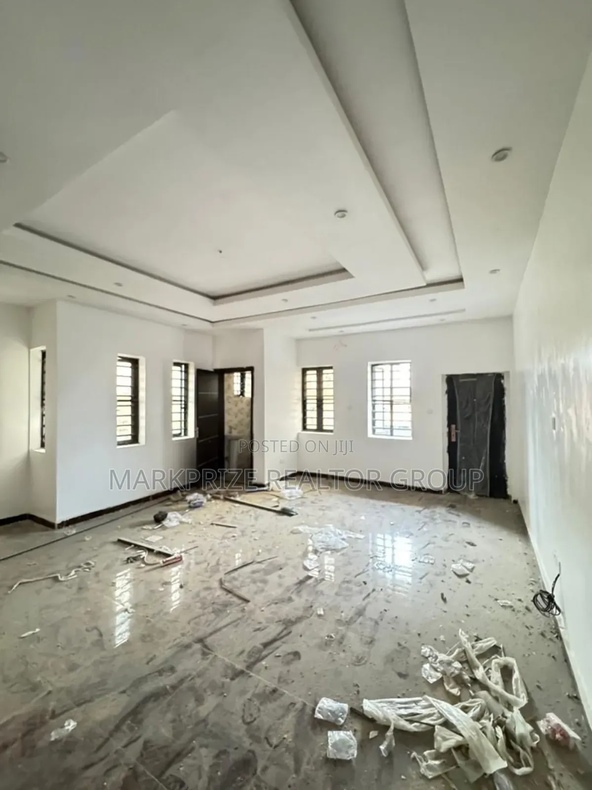 4bdrm Duplex in Surulere for sale