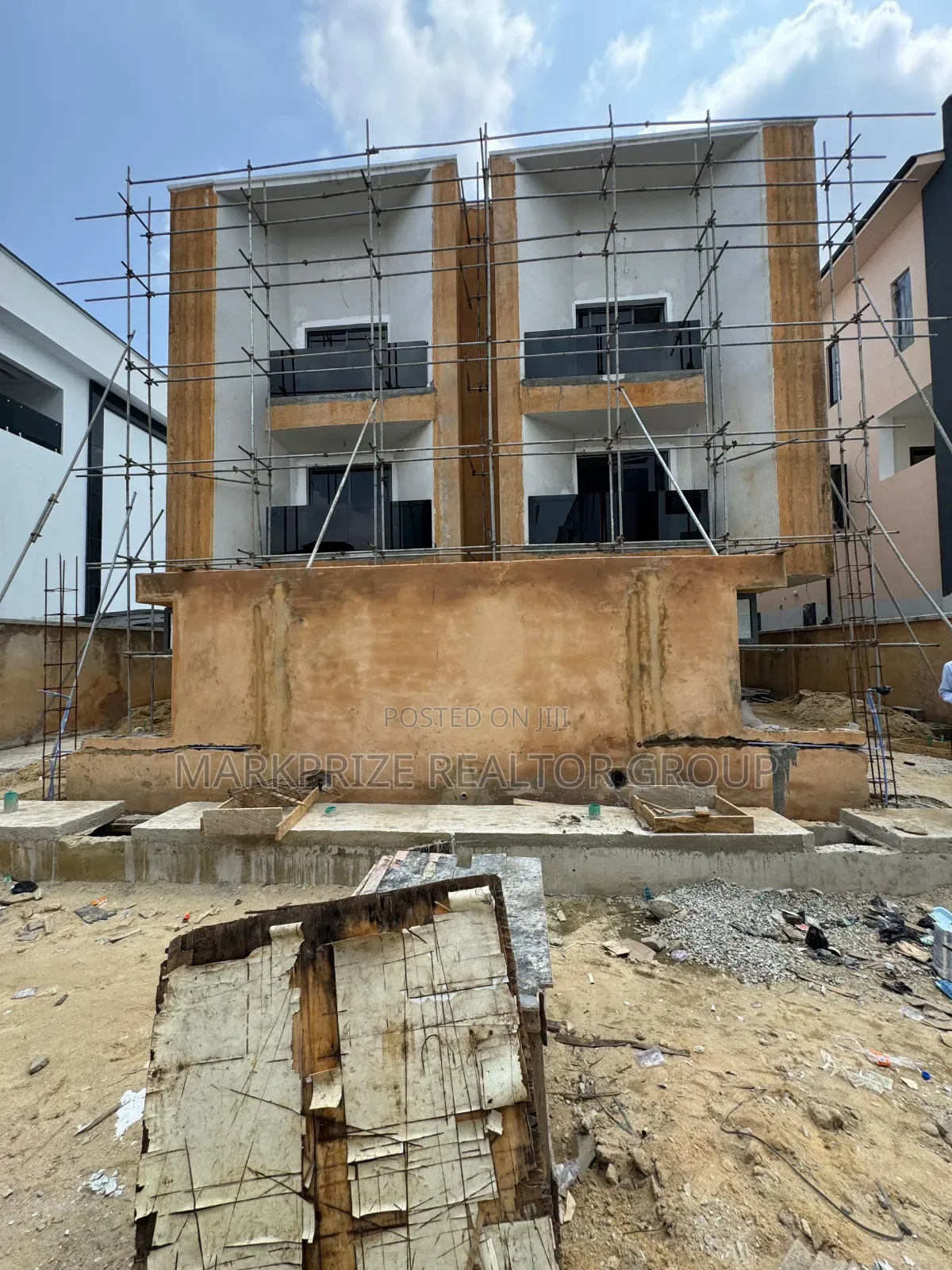 4bdrm Duplex in Ikeja GRA for sale