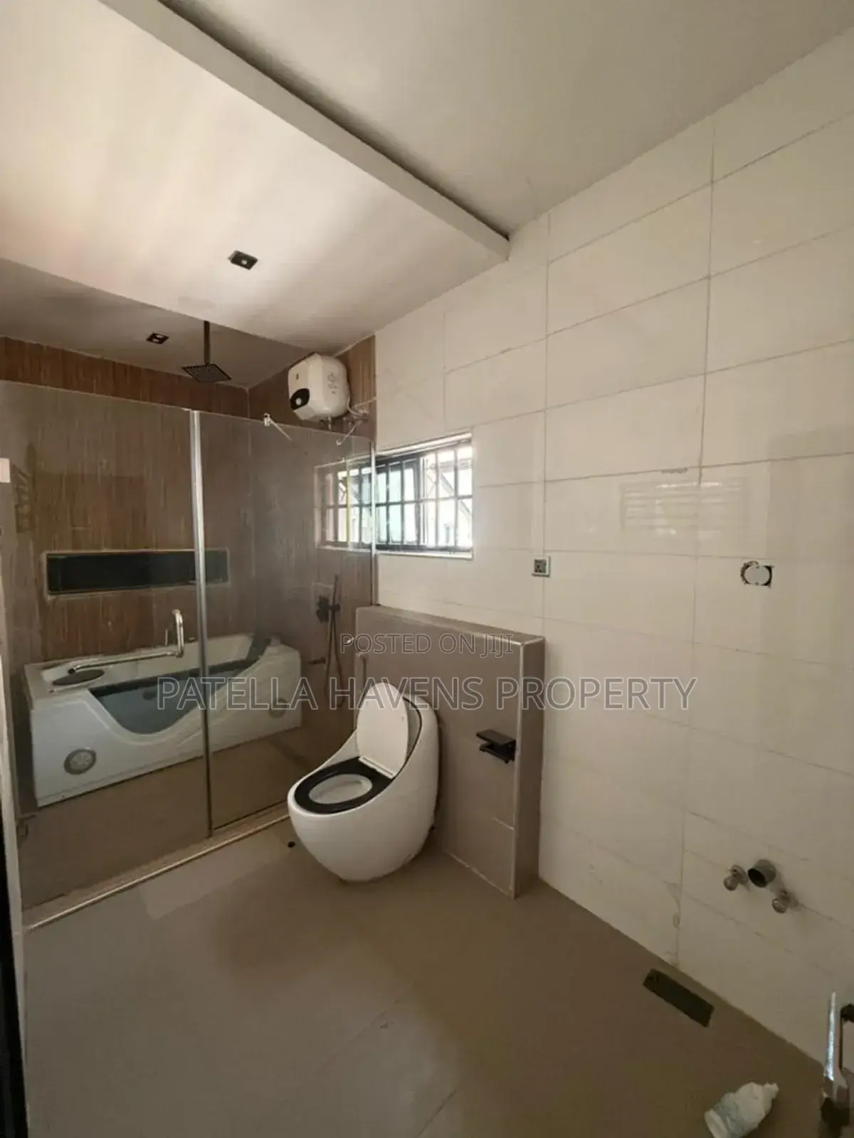 8bdrm Duplex in Wuye for sale