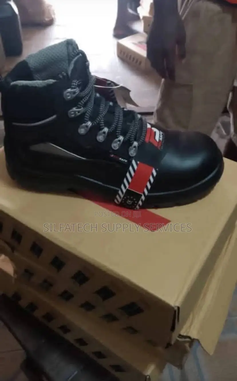 Pro Safe Safety Boot
