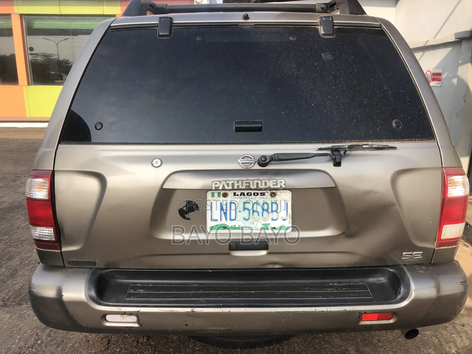 Nissan Pathfinder SE 2004 Gray
