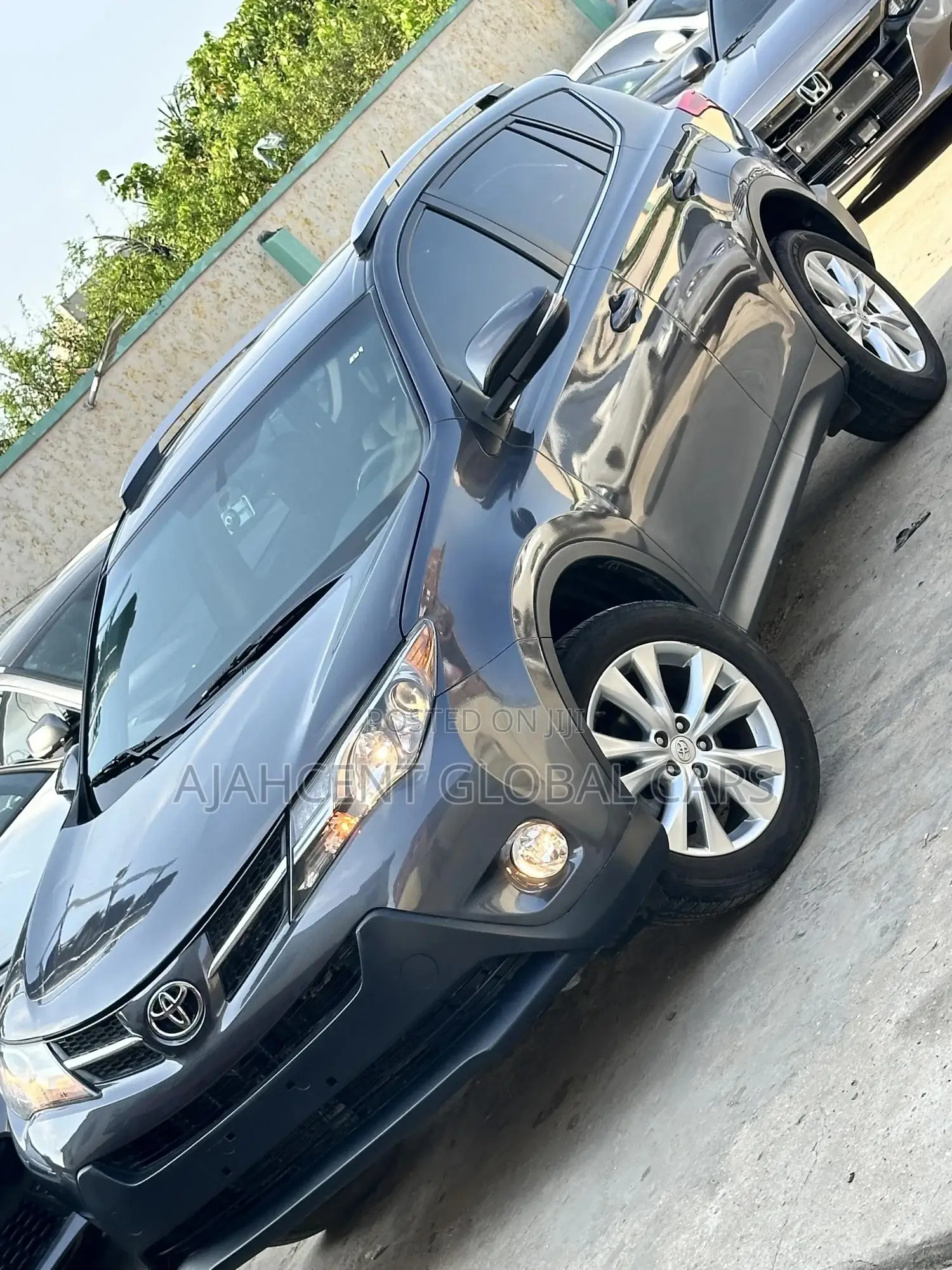 Toyota RAV4 Limited 4dr SUV AWD (2.5L 4cyl 6A) 2014 Gray
