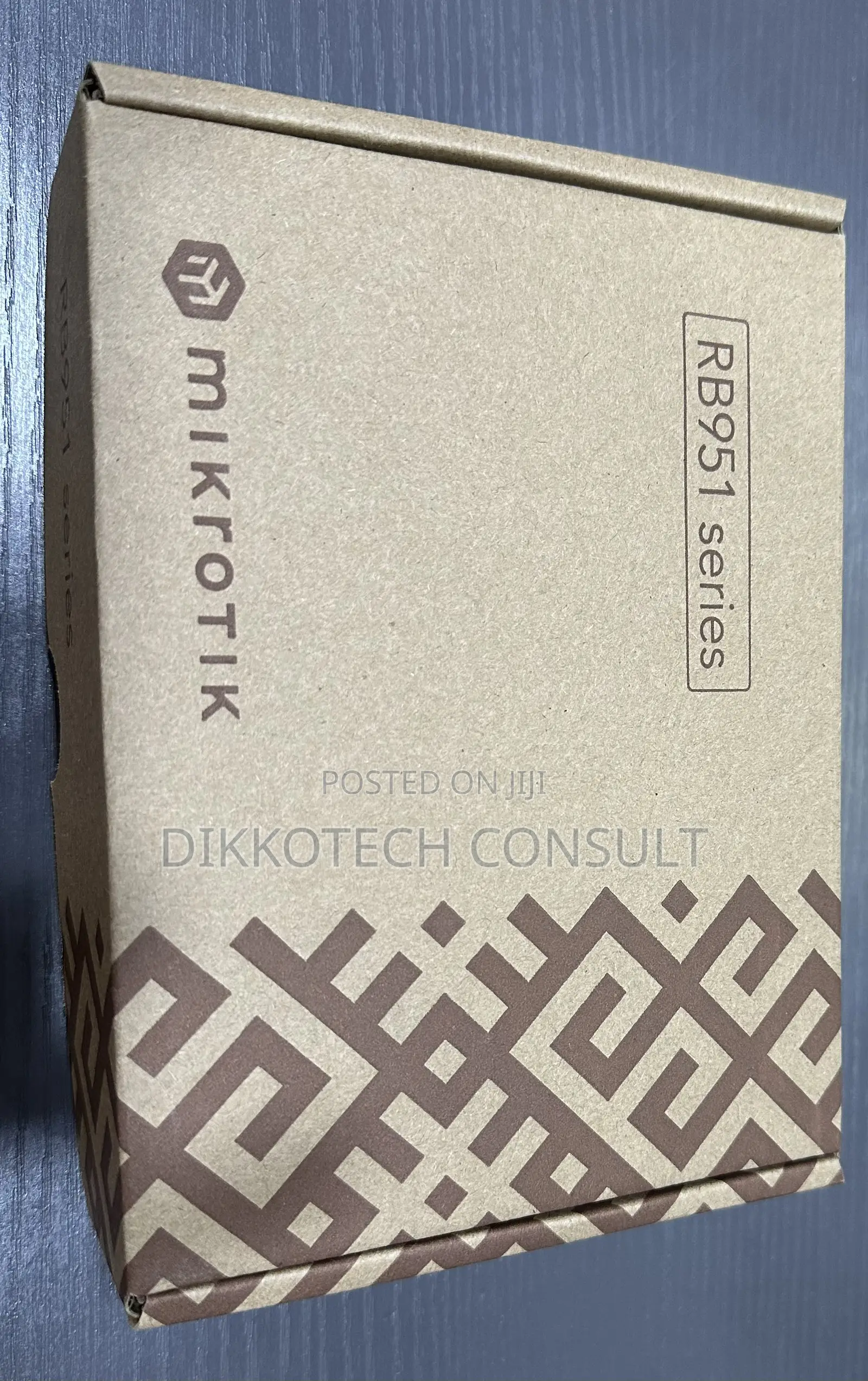 Mikrotik Routerboard Rb951ui-2hnd – Wireless Router + 5-Port Lan