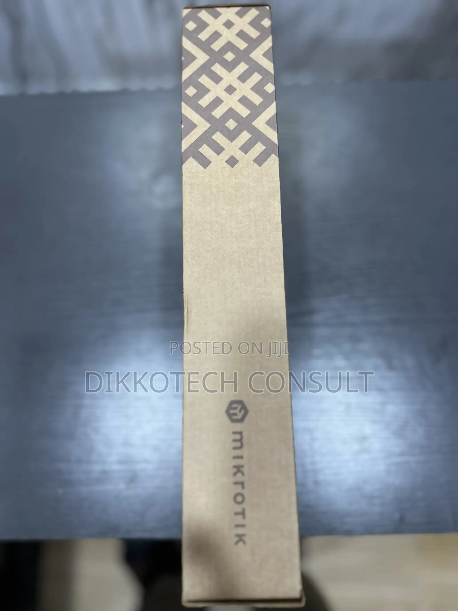 Mikrotik Routerboard L009uigs-Rm–8-Port Gigabit +Sfp Rack-Mount Router