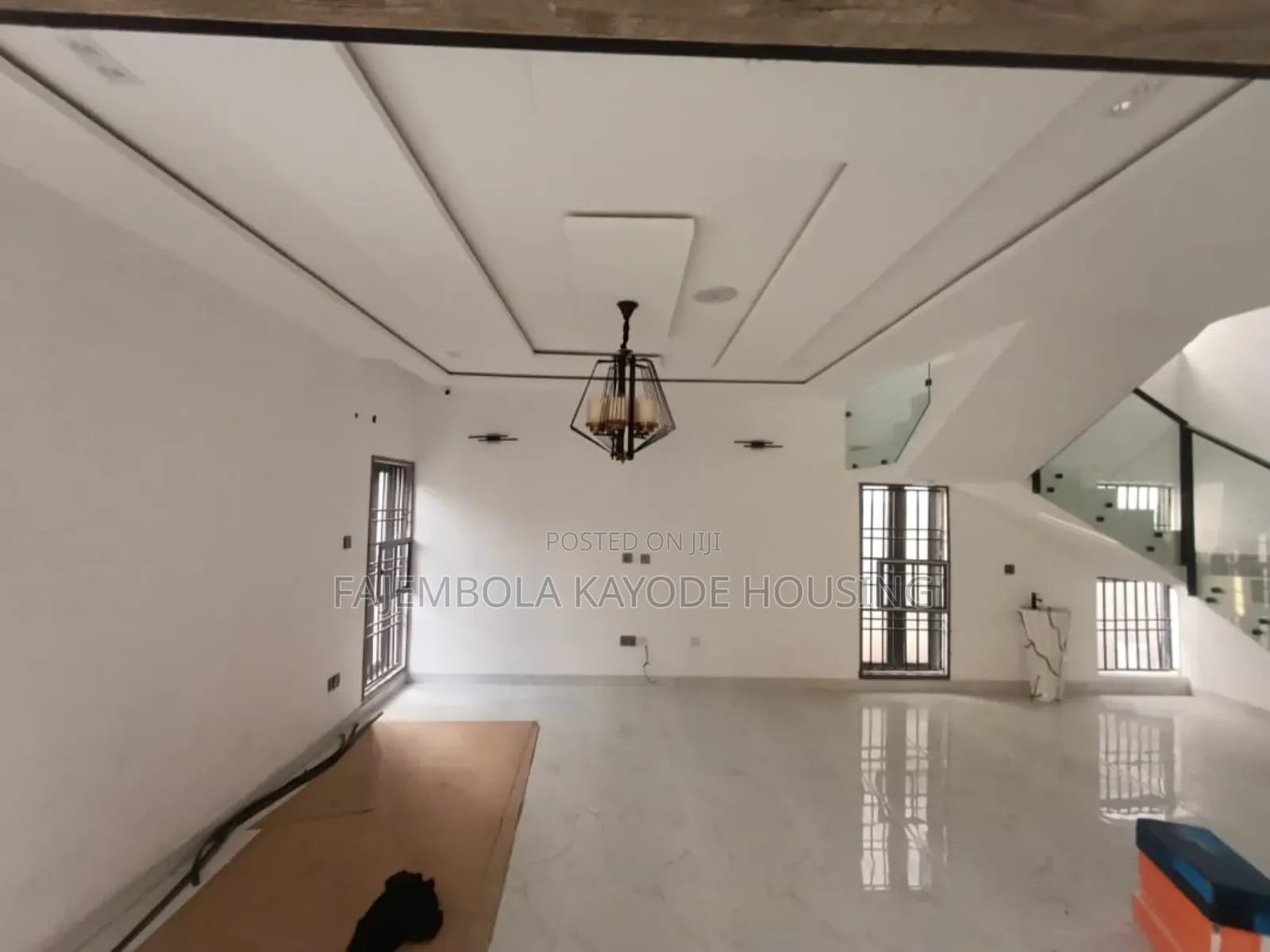 4bdrm Duplex in Oba Otudeko Close, Jericho for sale